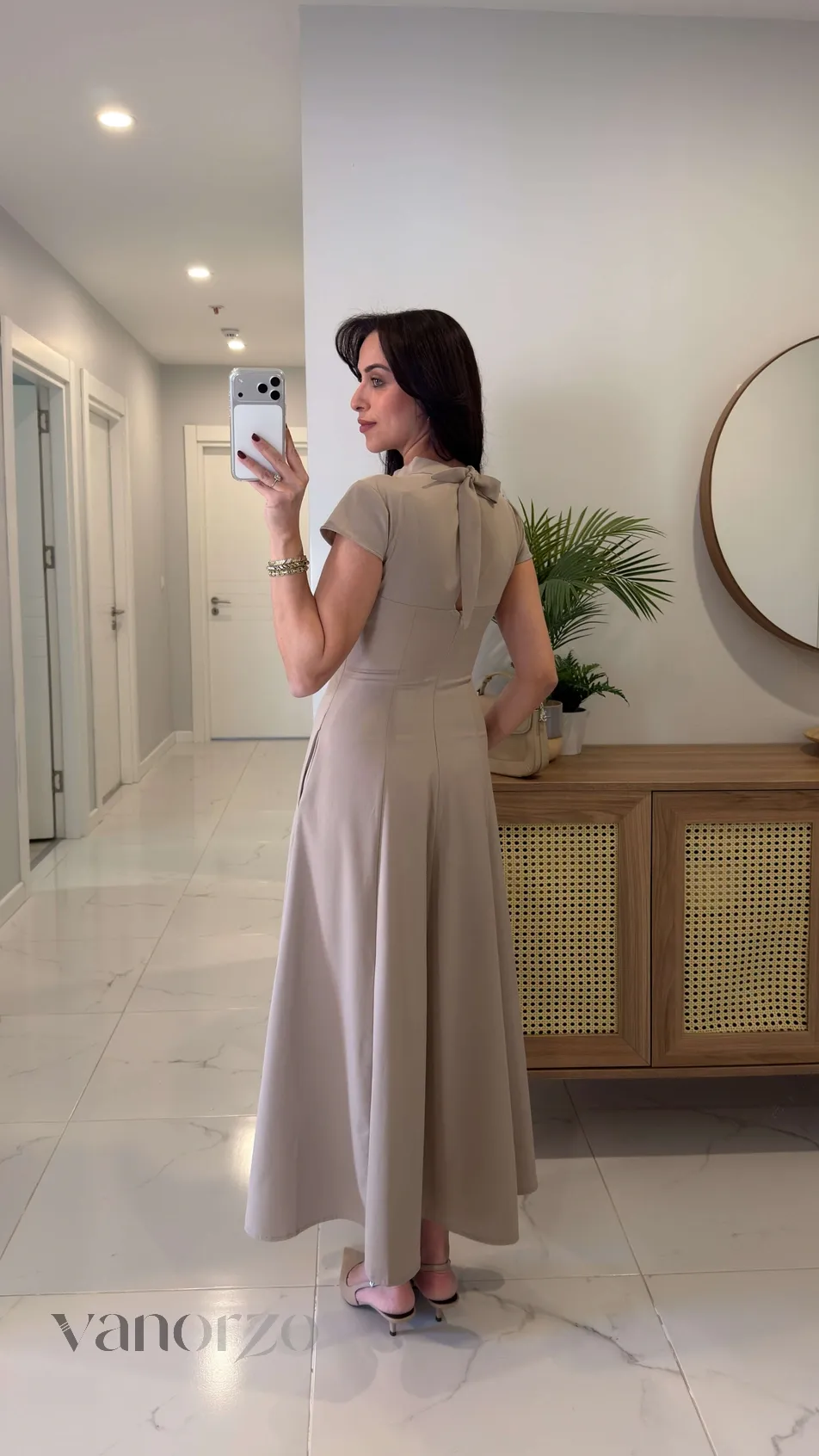 فستان نسائي ميدي كلاسيكي أنيق بياقة مرتفعة | Robe Midi Évasée Femme