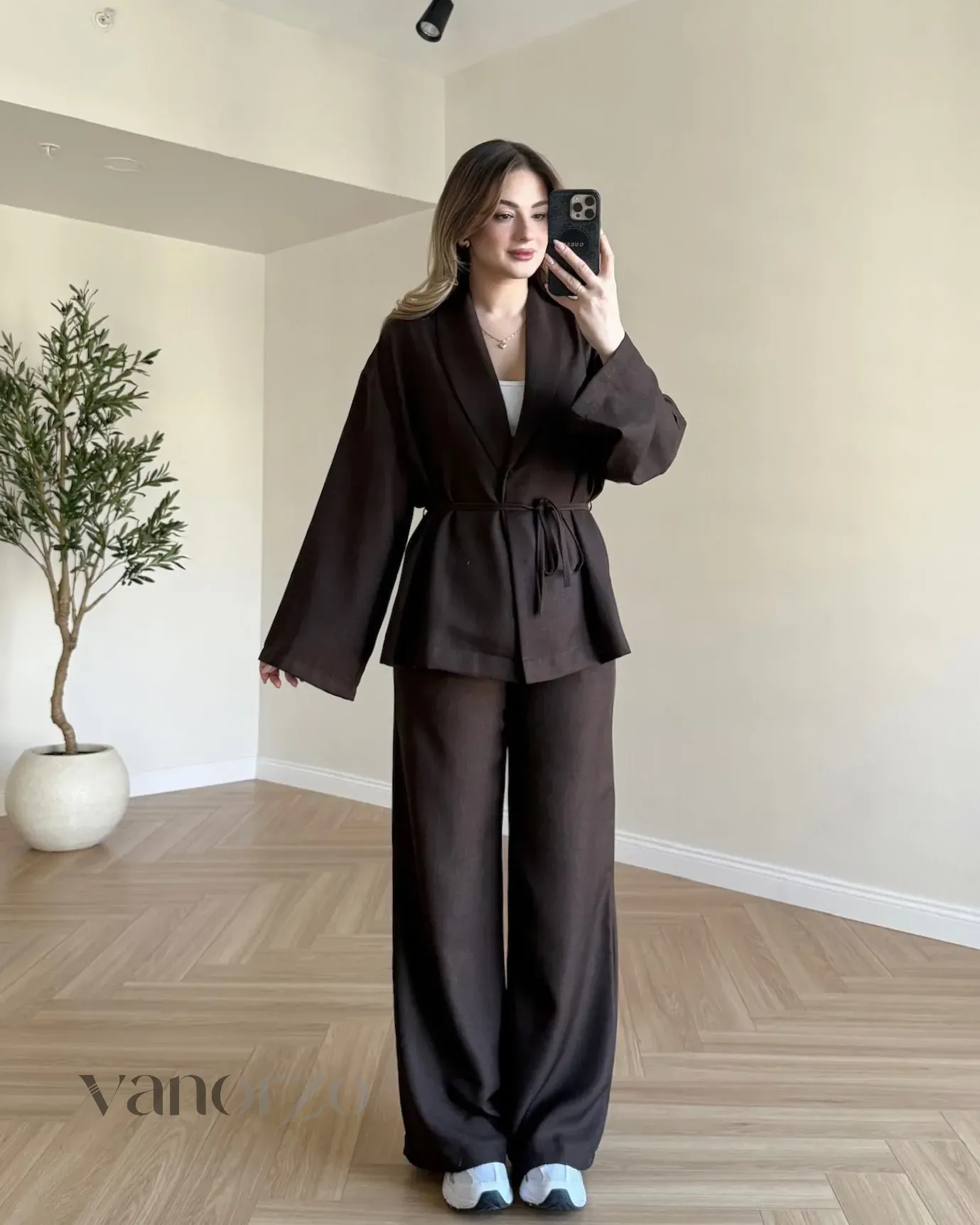 كيمونو نسائي أنسومبل "سوفت إليجانس" مع حزام وبنطال واسع