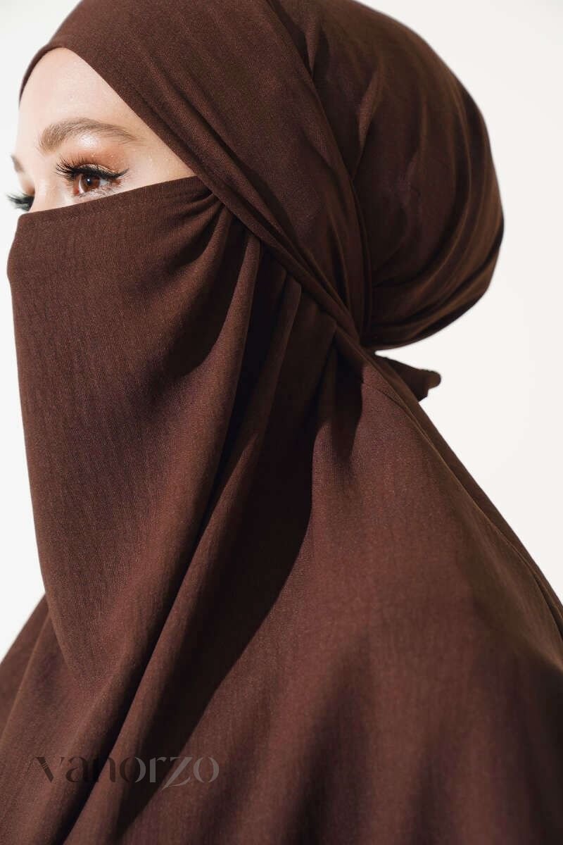 عباية المروة الفضفاضة: لمسة أناقة مميزة للمحجبات