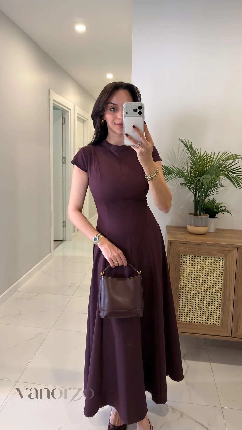 فستان نسائي ميدي كلاسيكي أنيق بياقة مرتفعة | Robe Midi Évasée Femme